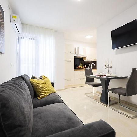 Lovely Apartment In Zadar With Wifi מראה חיצוני תמונה
