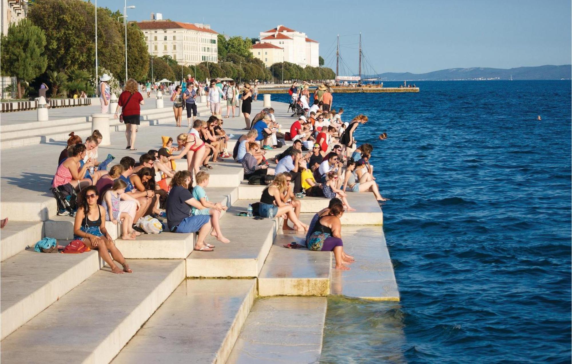 Lovely Apartment In Zadar With Wifi מראה חיצוני תמונה
