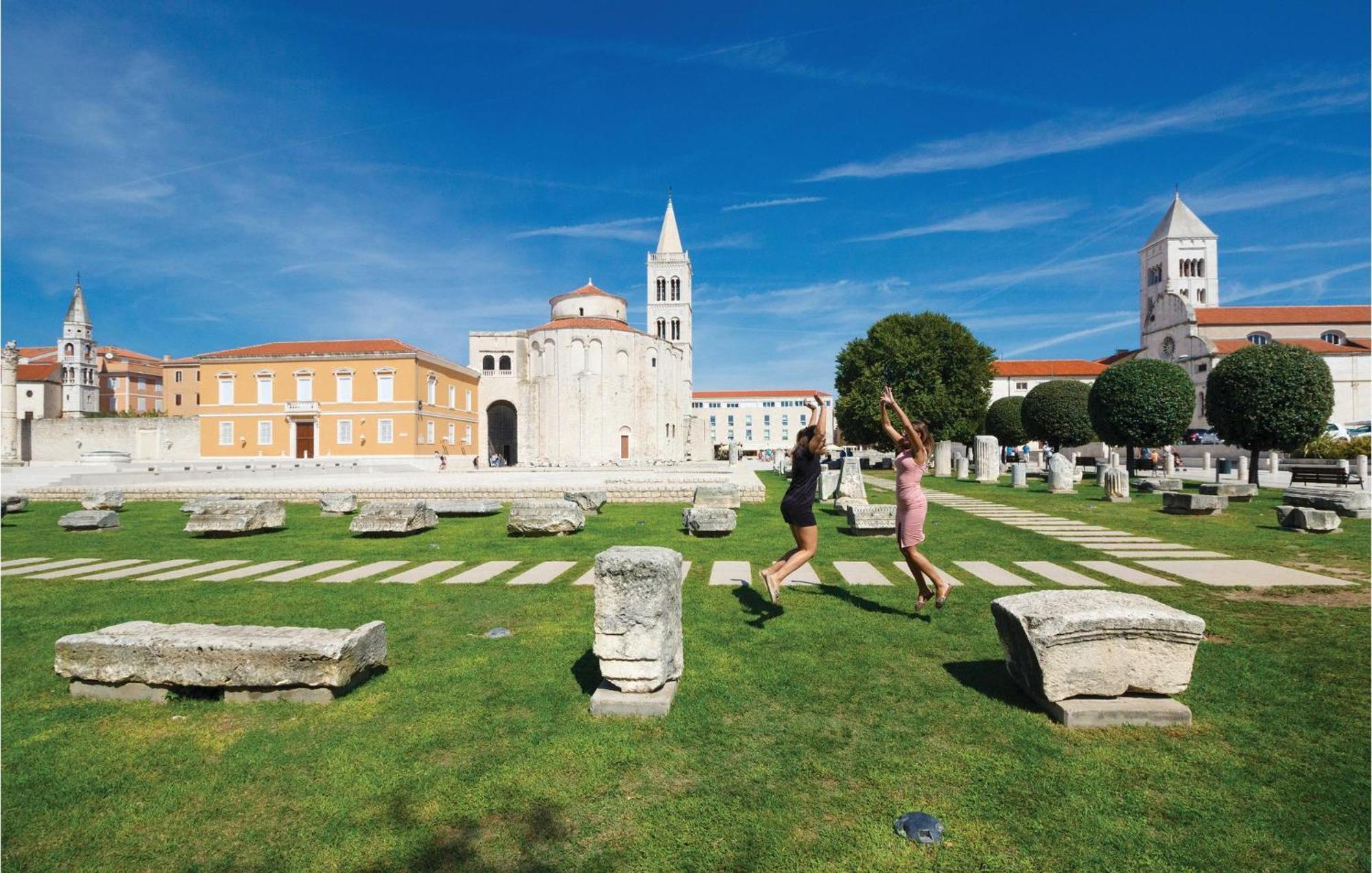Lovely Apartment In Zadar With Wifi מראה חיצוני תמונה